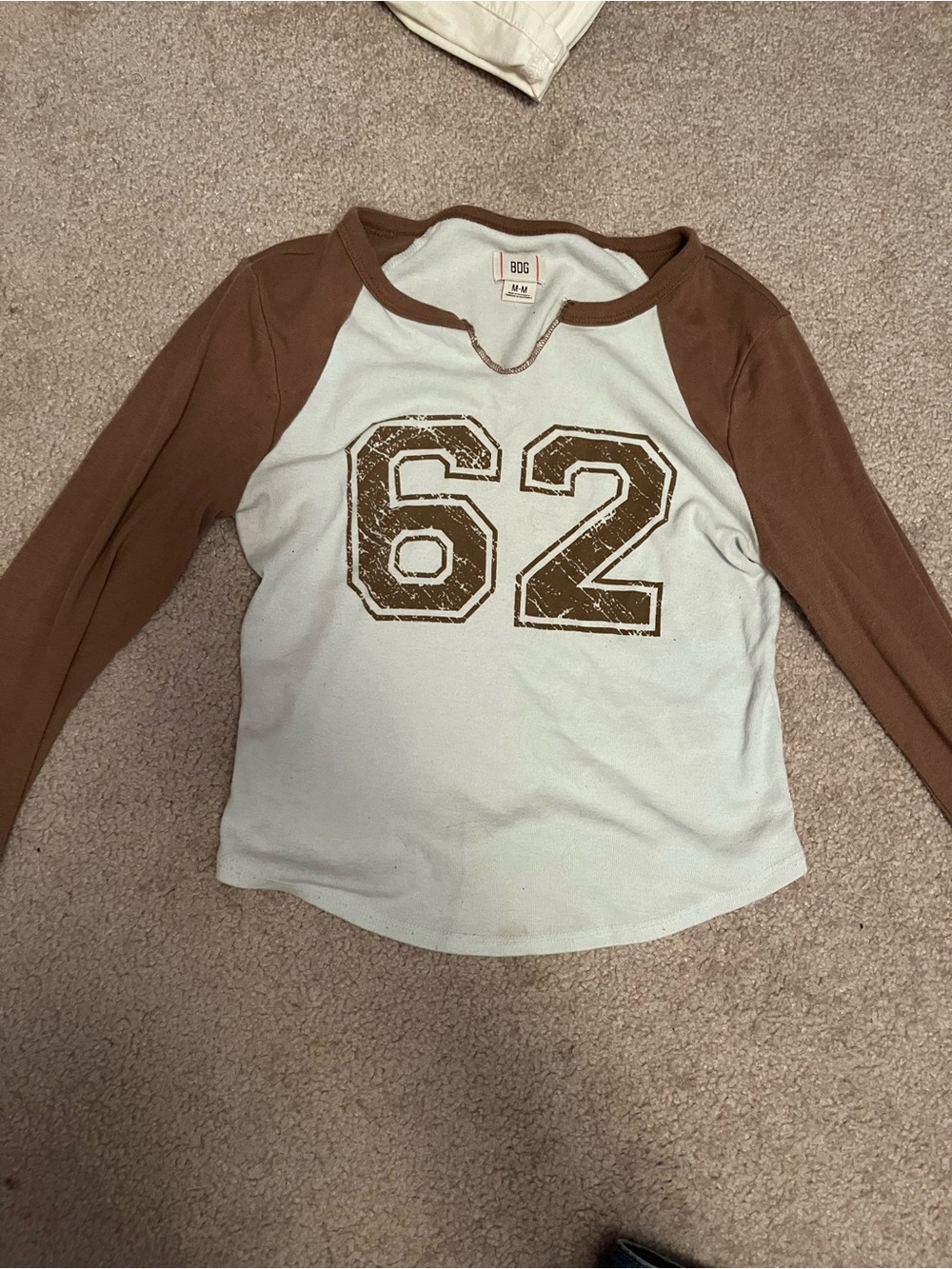 Urban Outfitters Cream and Brown Raglan Long Sleeve Tee with '62' Graphic